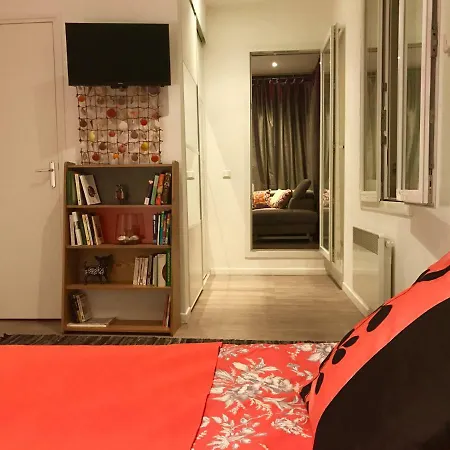 Apartment Pink Flat