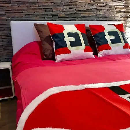 Pink Flat Ницца